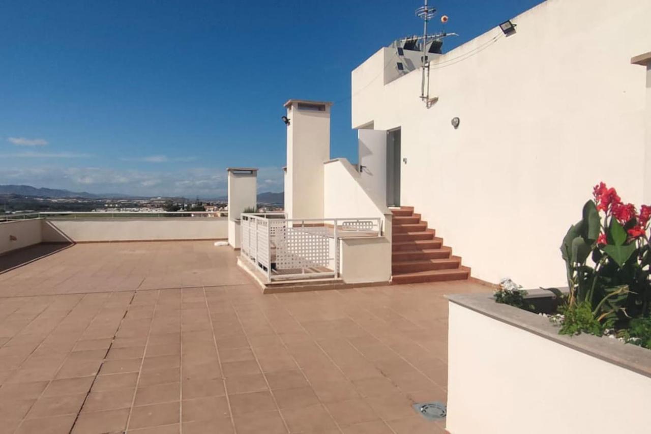 Apartamento Con Piscina Cerca De La Playa Гарруча Екстер'єр фото